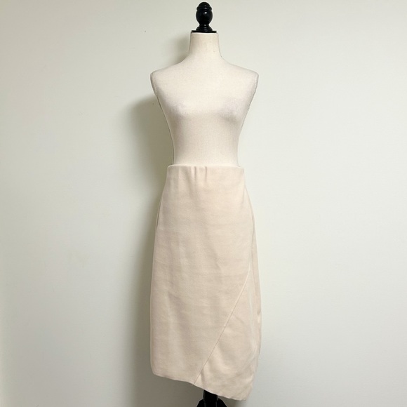 Zara Ivory Felted Pull On Elastic Waistband Asymmetrical Midi Skirt Small NWT - Picture 3 of 14